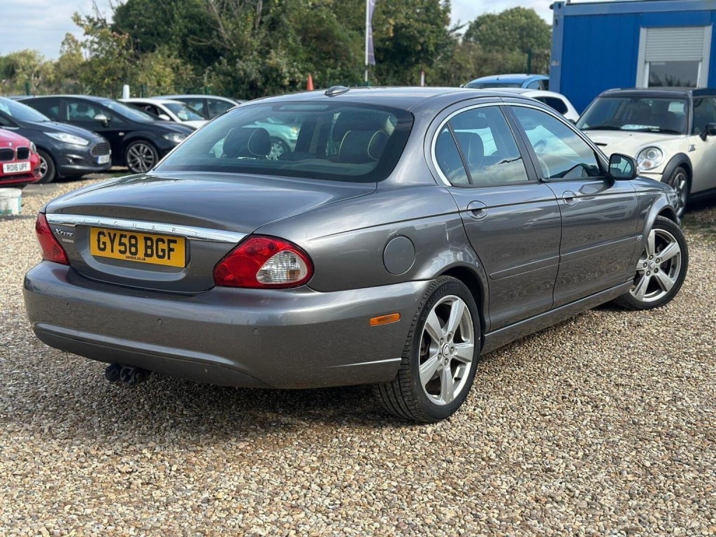 JAGUAR X-TYPE