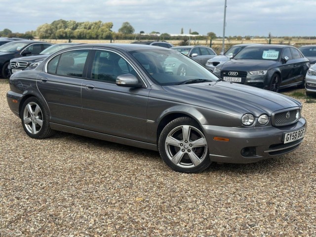 JAGUAR X-TYPE