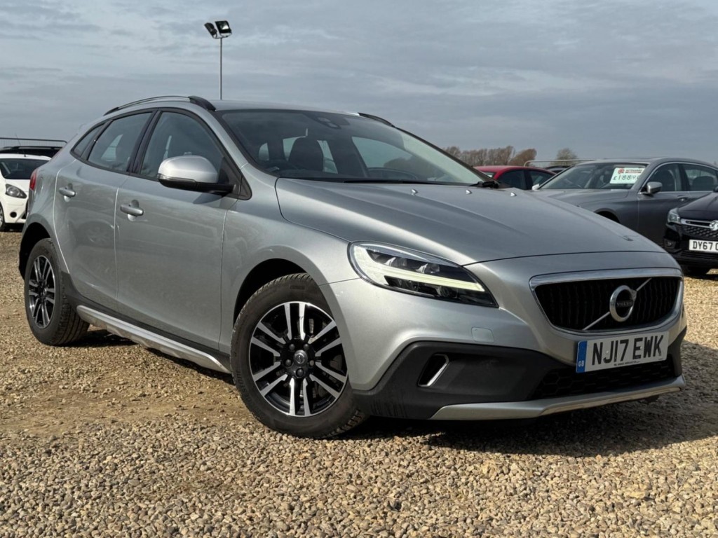 VOLVO V40 CROSS COUNTRY