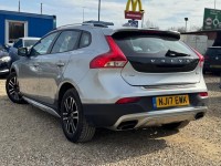 VOLVO V40 CROSS COUNTRY