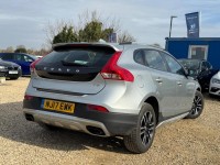 VOLVO V40 CROSS COUNTRY