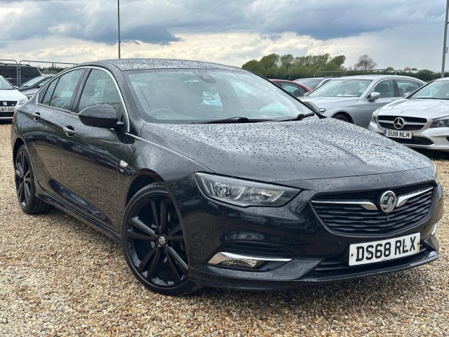 VAUXHALL INSIGNIA