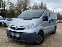 VAUXHALL VIVARO