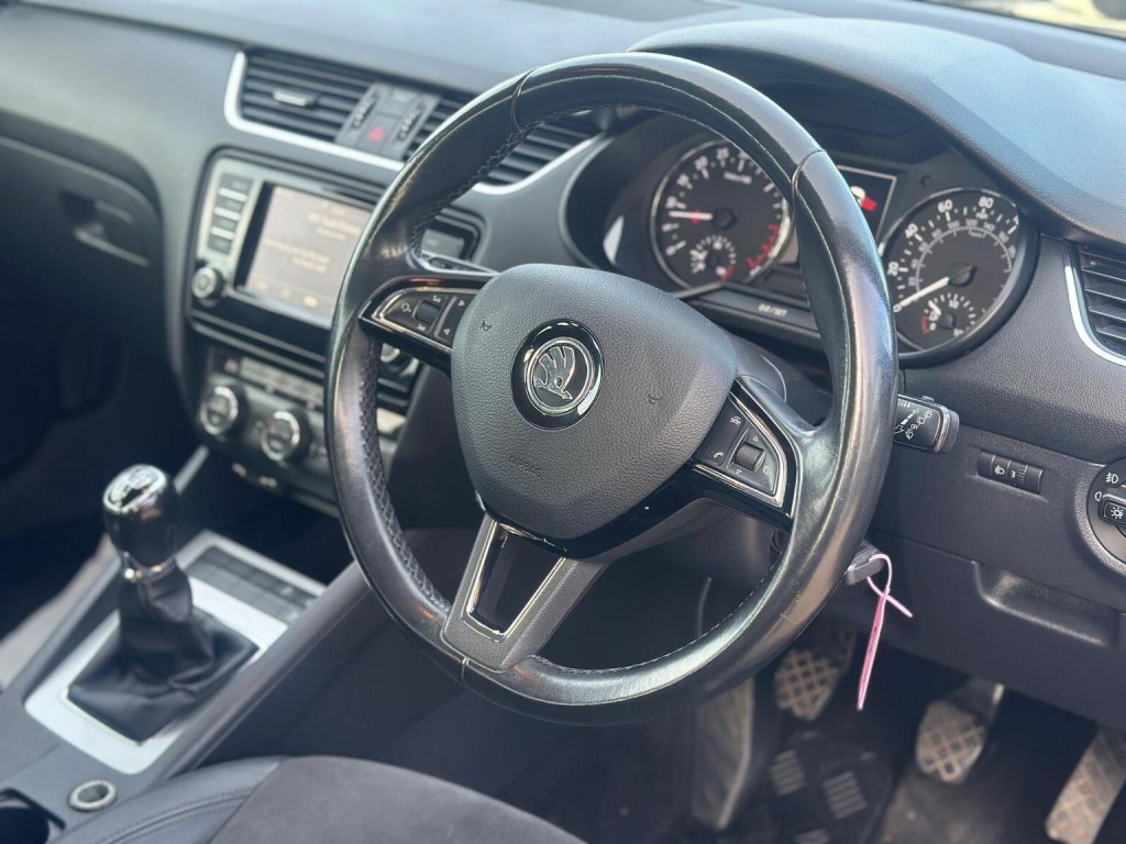 SKODA OCTAVIA