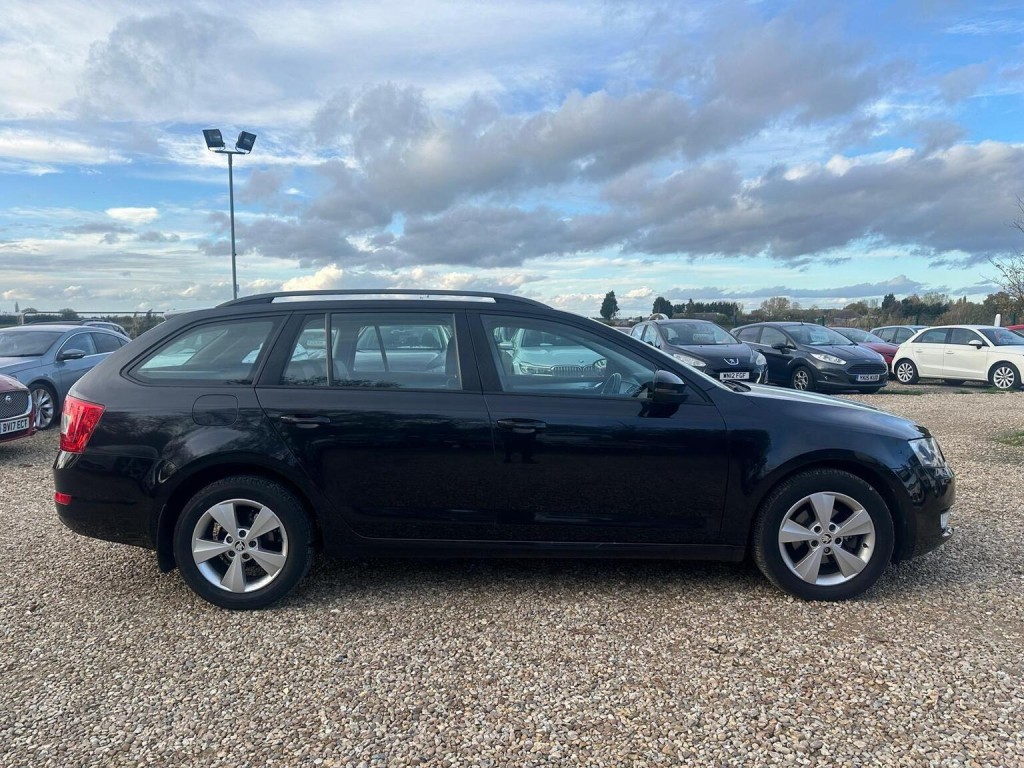 SKODA OCTAVIA