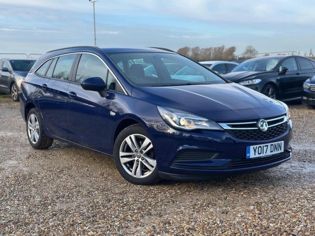 VAUXHALL ASTRA