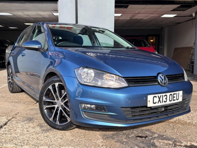VOLKSWAGEN GOLF 1.6 TDI BlueMotion Tech SE Euro 5 (s/s) 5dr