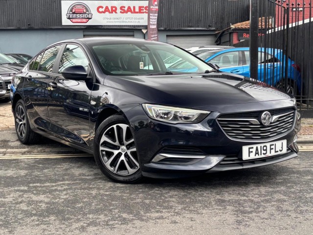 VAUXHALL INSIGNIA 1.6 Turbo D ecoTEC Design Nav Grand Sport Euro 6 (s/s) 5dr