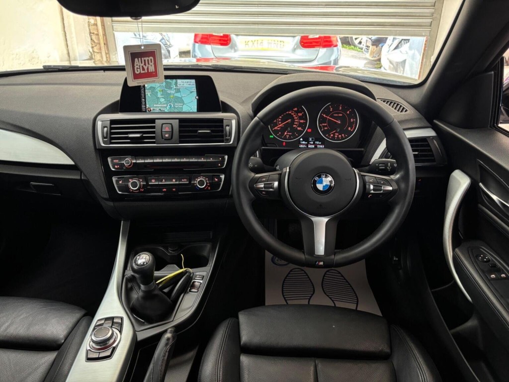 BMW 1 SERIES