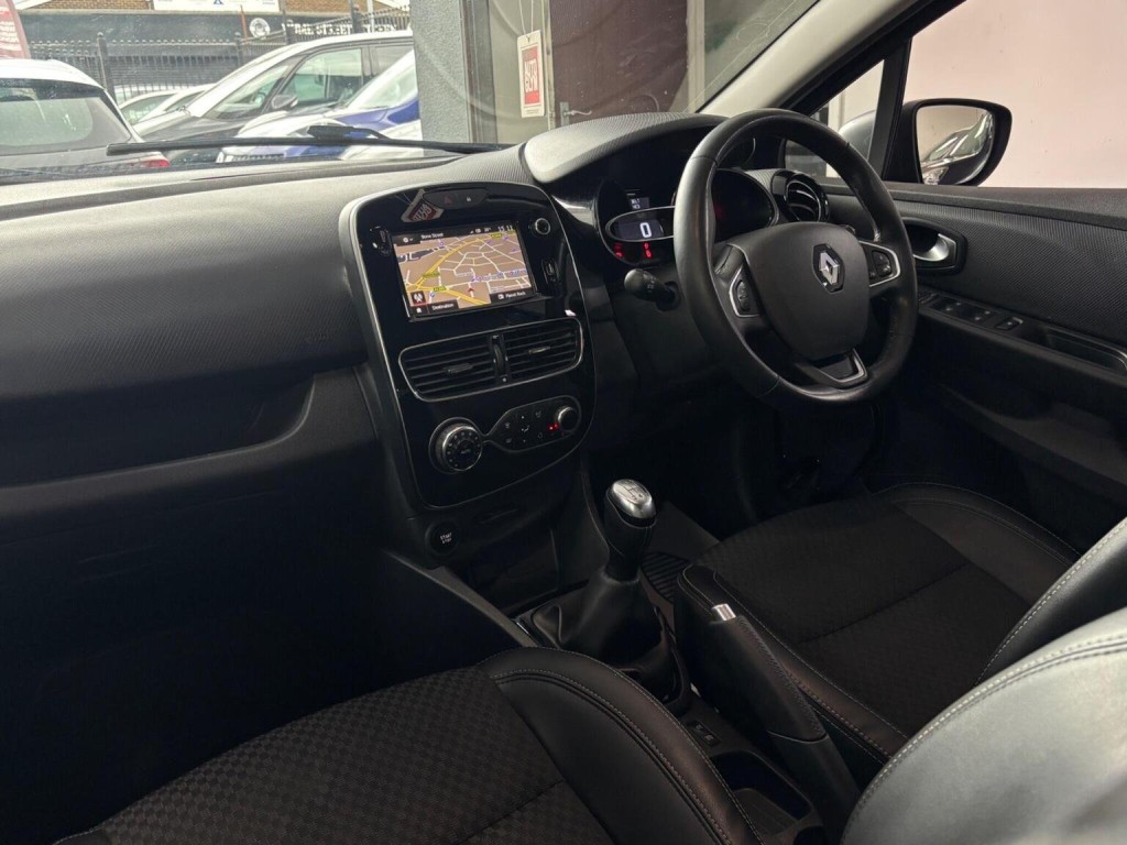RENAULT CLIO
