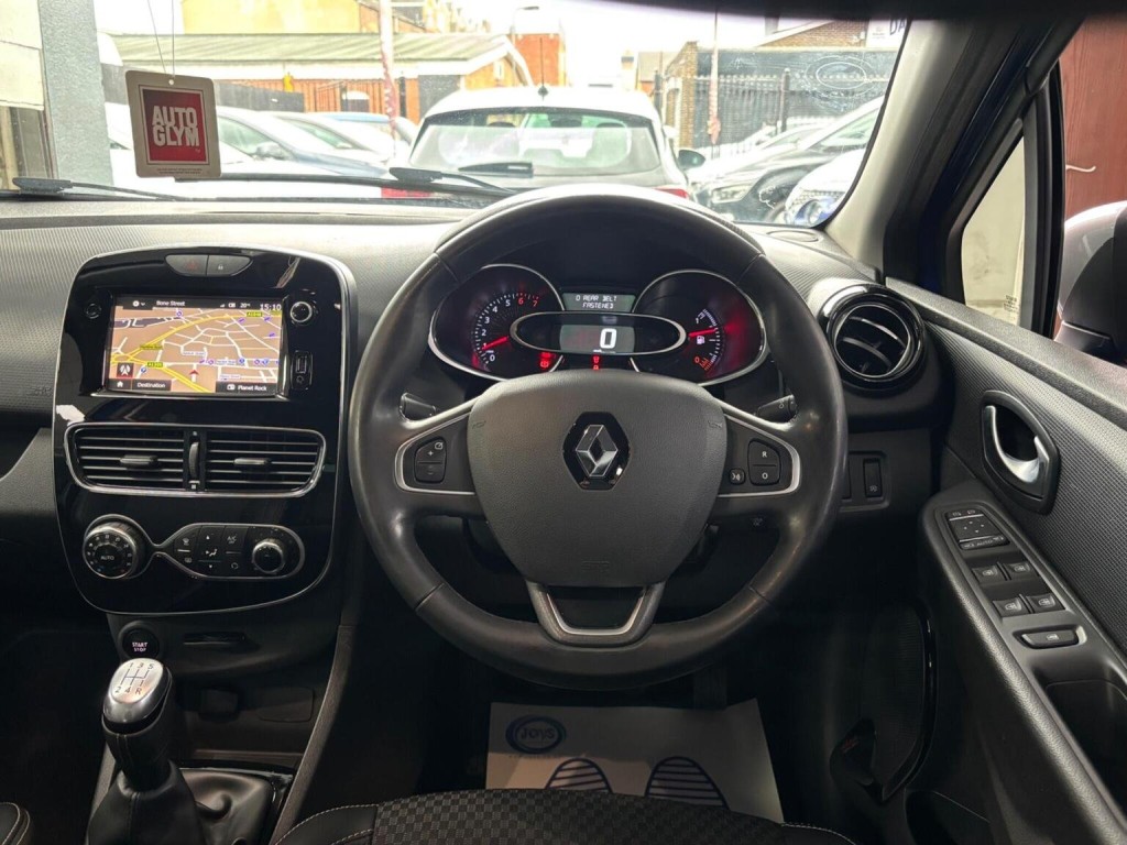 RENAULT CLIO