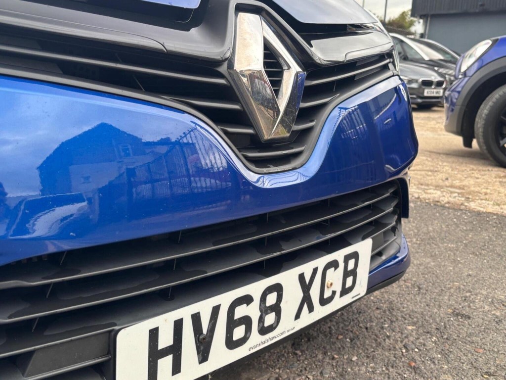 RENAULT CLIO