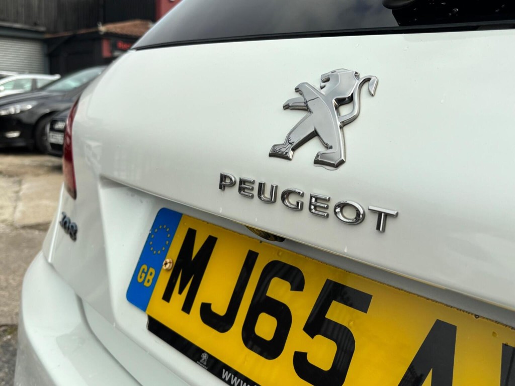 PEUGEOT 308