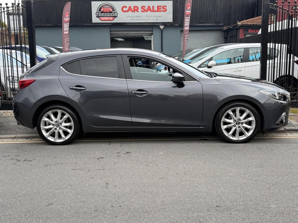MAZDA MAZDA3