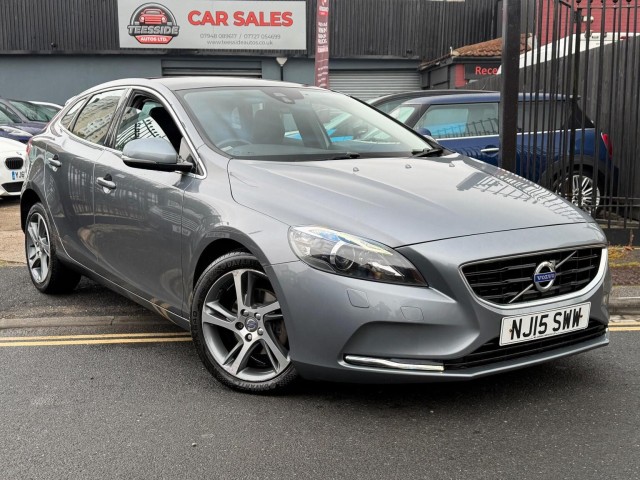 VOLVO V40 1.6 D2 SE Lux Nav Euro 5 (s/s) 5dr