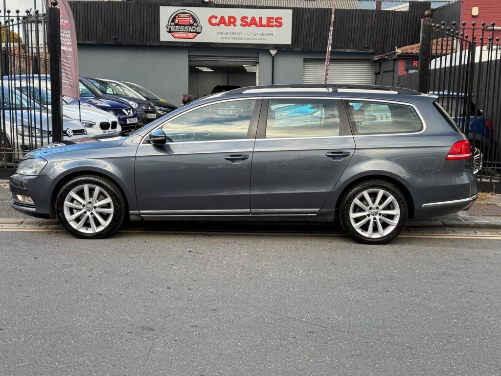 VOLKSWAGEN PASSAT