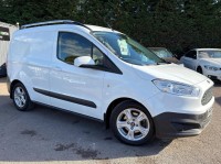 FORD TRANSIT COURIER