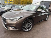 INFINITI Q30