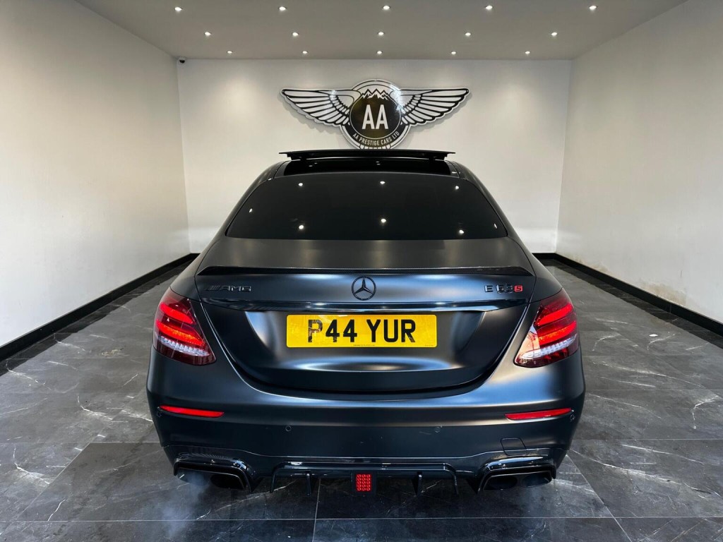 MERCEDES-BENZ E CLASS