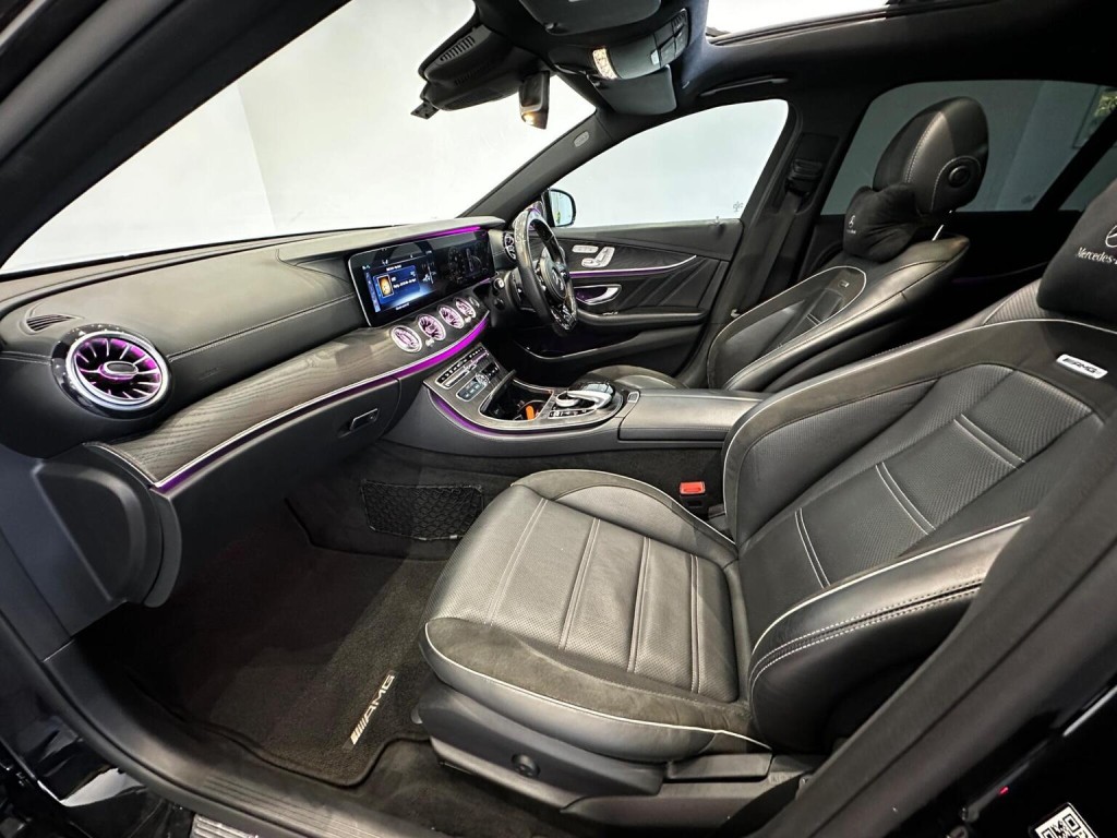 MERCEDES-BENZ E CLASS