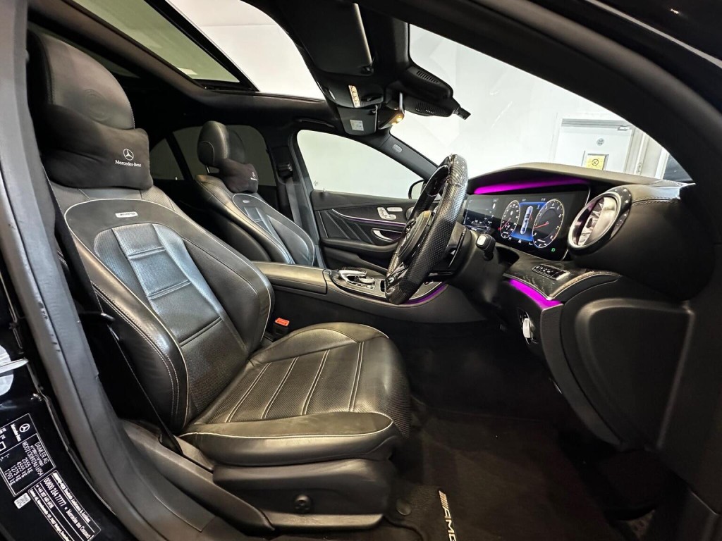 MERCEDES-BENZ E CLASS