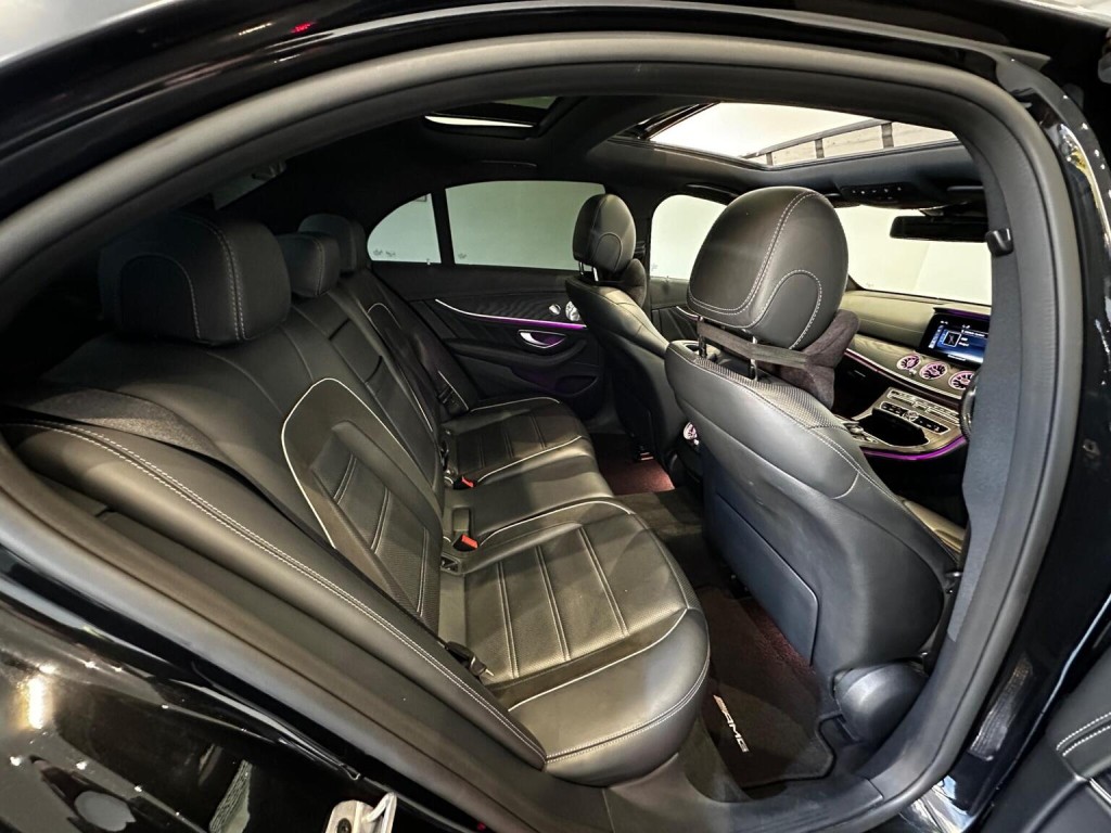 MERCEDES-BENZ E CLASS