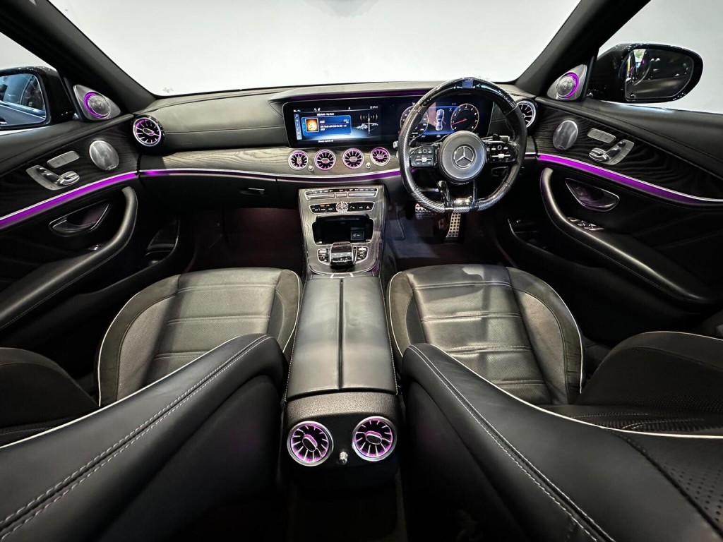 MERCEDES-BENZ E CLASS