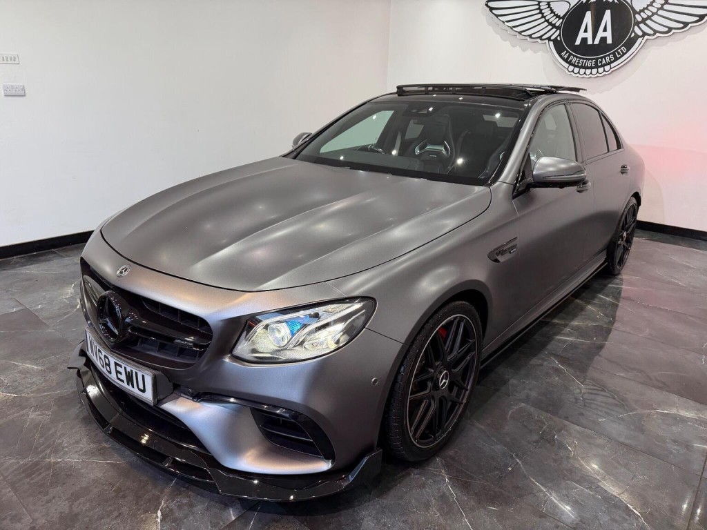 MERCEDES-BENZ E CLASS