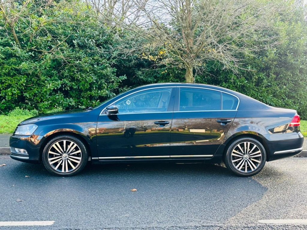 VOLKSWAGEN PASSAT