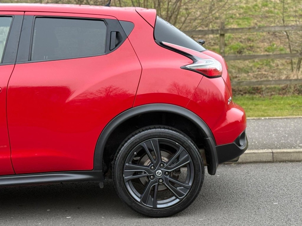 NISSAN JUKE