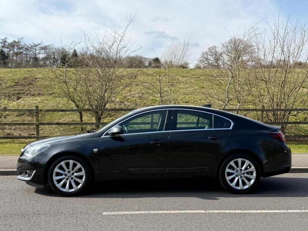 VAUXHALL INSIGNIA