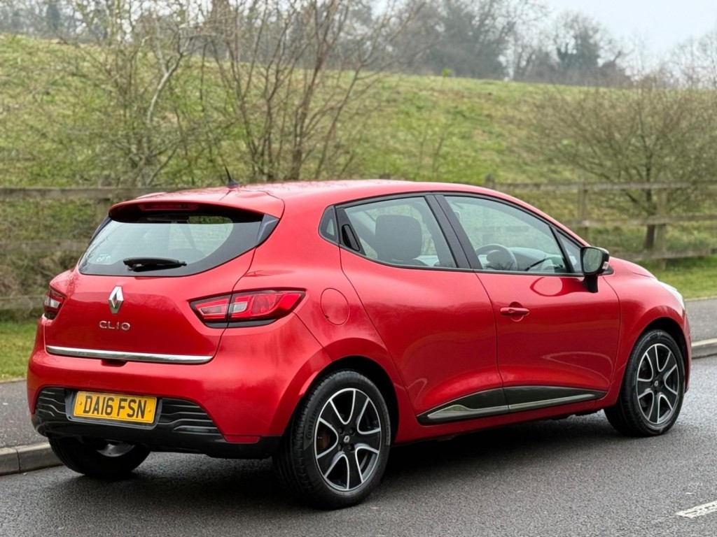 RENAULT CLIO