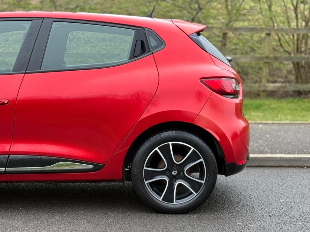 RENAULT CLIO