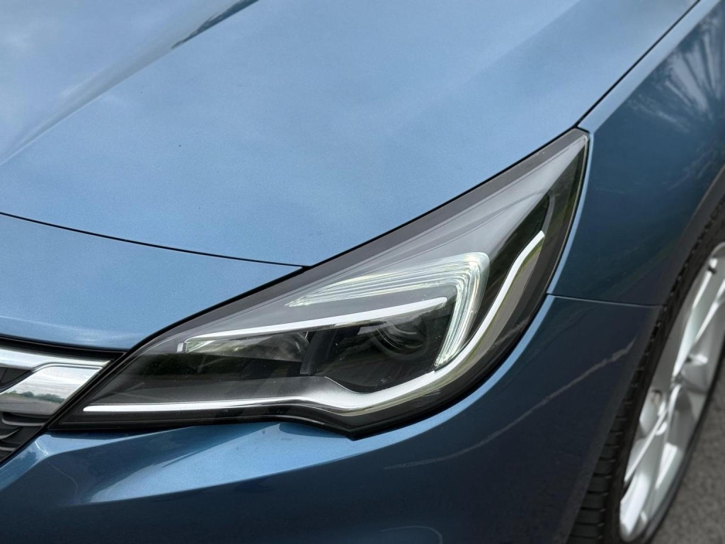 VAUXHALL ASTRA
