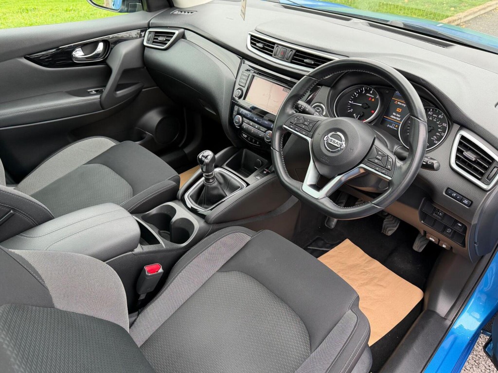 NISSAN QASHQAI