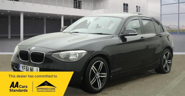 BMW 1 SERIES 2.0 120d Sport Auto Euro 5 (s/s) 5dr