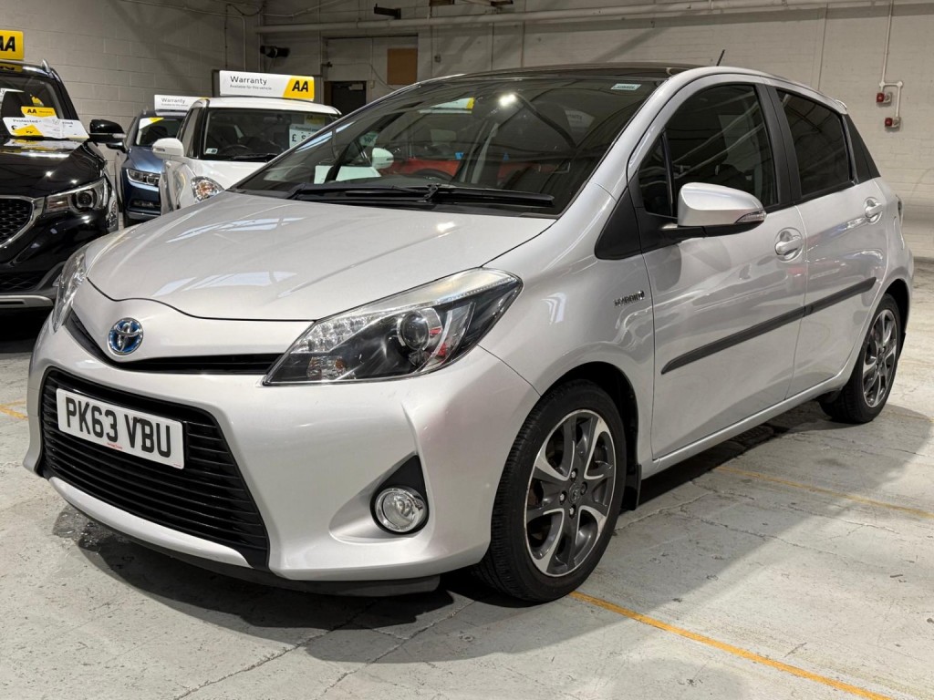 TOYOTA YARIS