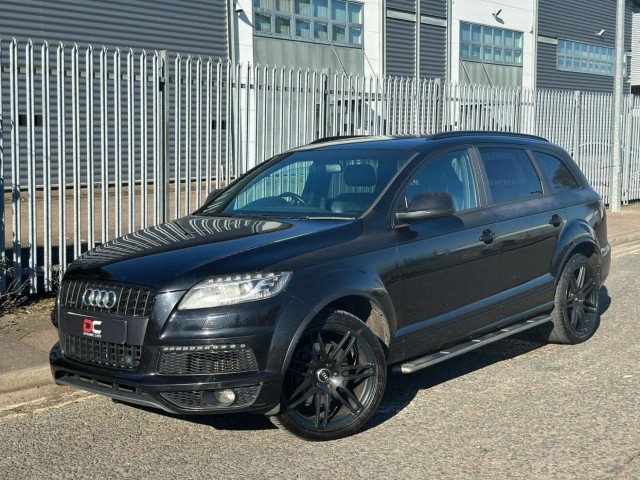 AUDI Q7