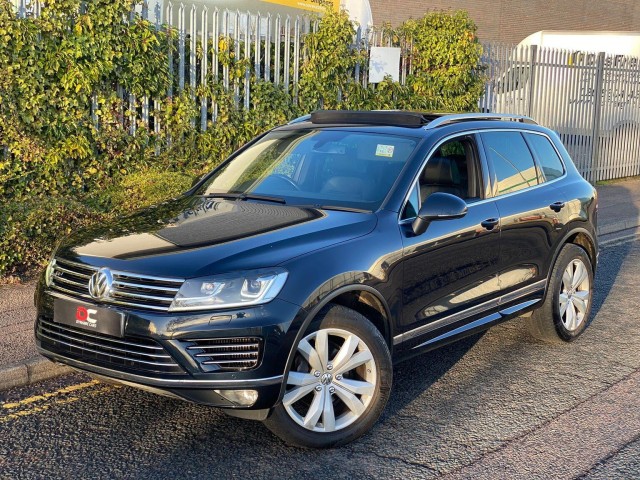 VOLKSWAGEN TOUAREG