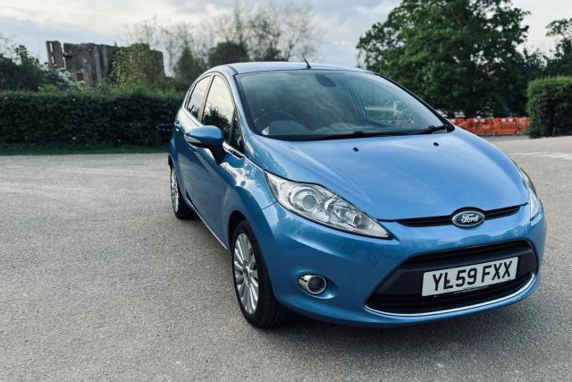 FORD FIESTA 1.4 Titanium 5dr