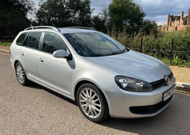 VOLKSWAGEN GOLF 1.6 TDI S Euro 5 5dr