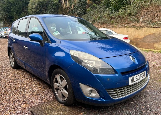 RENAULT GRAND SCENIC 1.5 dCi Dynamique TomTom Euro 4 5dr