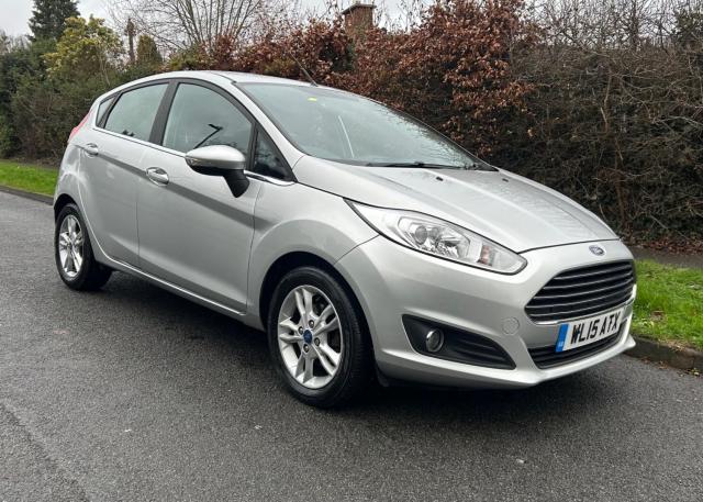 FORD FIESTA 1.5 TDCi Zetec Euro 5 5dr