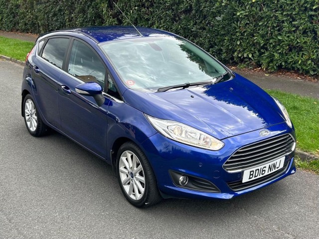 FORD FIESTA 1.0T EcoBoost Titanium Euro 6 (s/s) 5dr