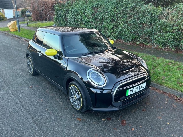 MINI ELECTRIC HATCH Cooper SE 32.6kWh Level 2 Auto 3dr