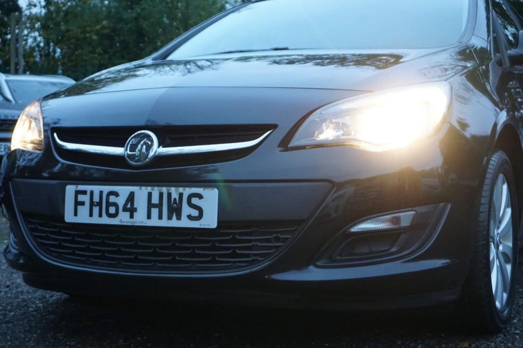 VAUXHALL ASTRA