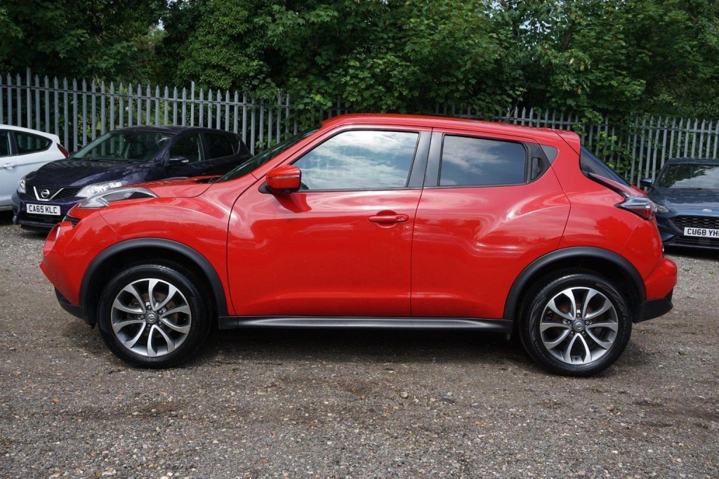 NISSAN JUKE