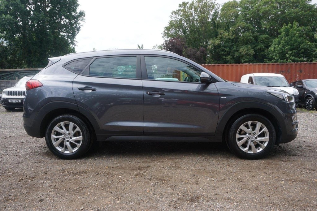 HYUNDAI TUCSON