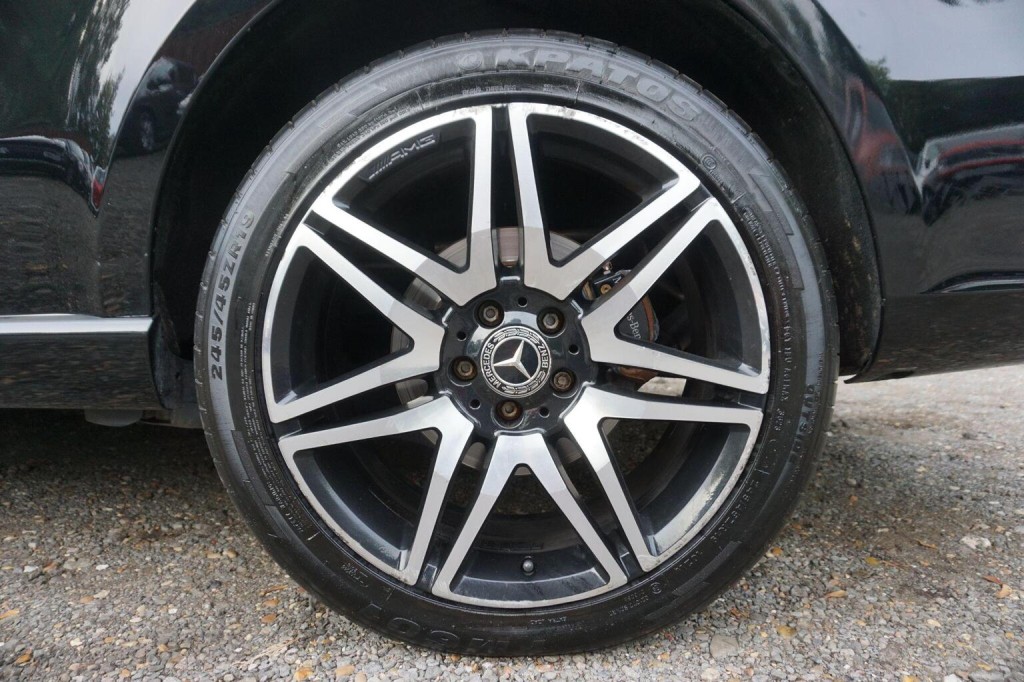 MERCEDES-BENZ V CLASS