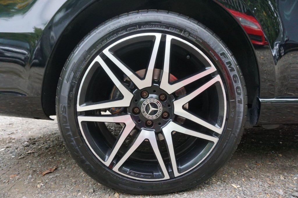 MERCEDES-BENZ V CLASS